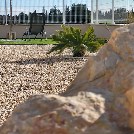Paquerette Villa Arles Bagian luar foto